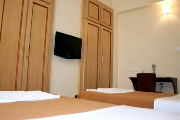 Swan Suites Comforts, Hyderabad 3